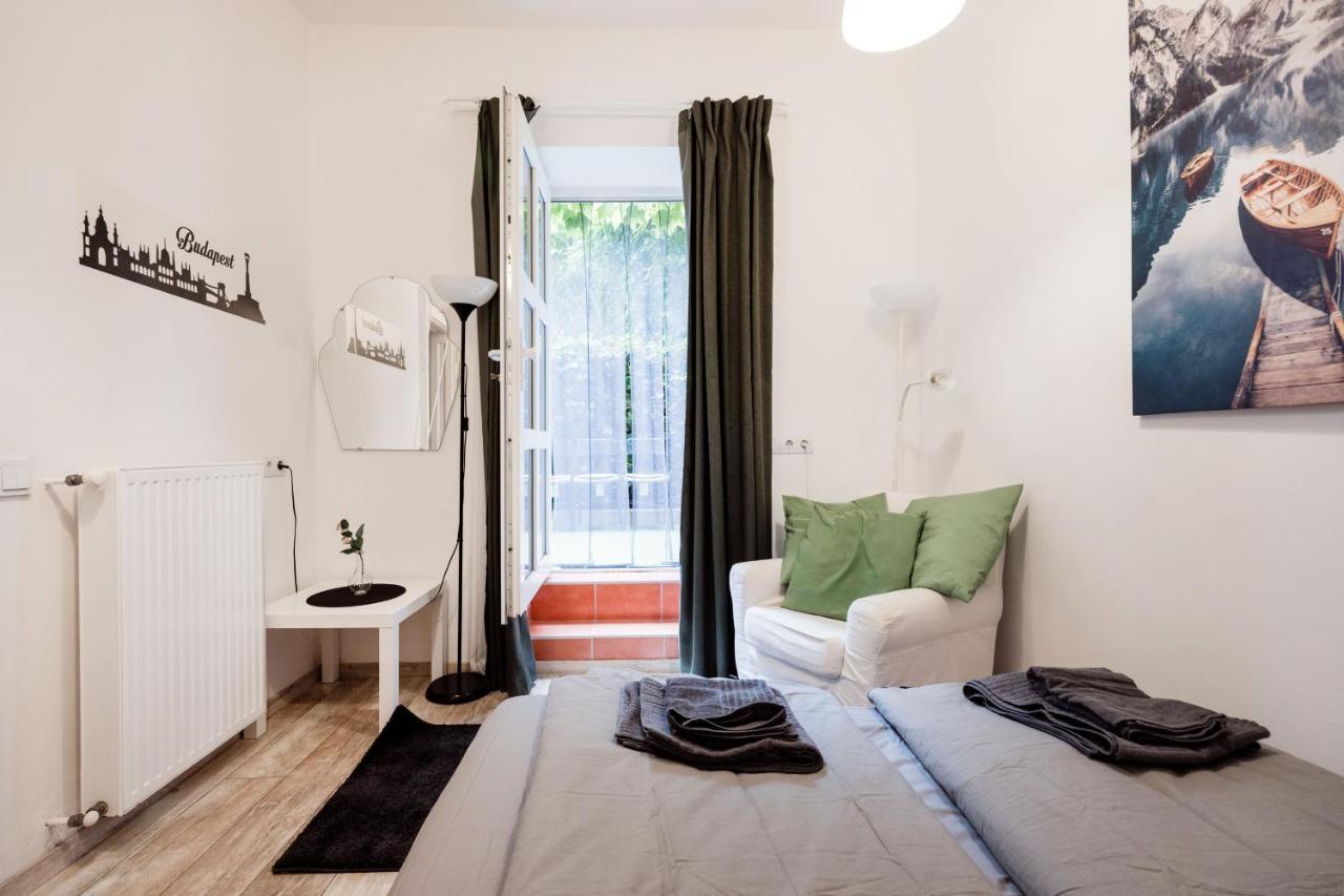 Lavender Apartment Budapest Exteriör bild
