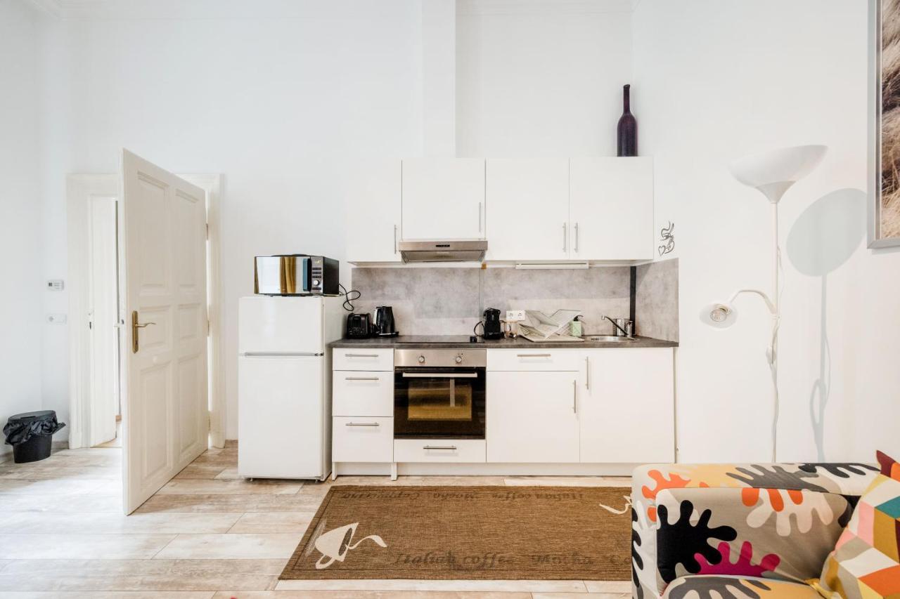 Lavender Apartment Budapest Exteriör bild